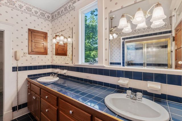 1662 FOREST AVE, Memphis, TN 38112