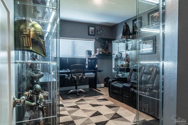 6242 Jenks Dr, Gulf Breeze, FL 32563