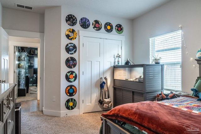 6242 Jenks Dr, Gulf Breeze, FL 32563