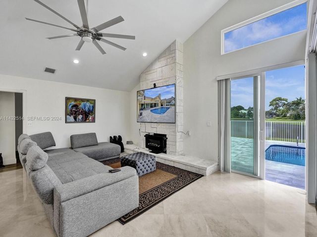 4495 WOODFIELD Boulevard, Boca Raton, FL 33434