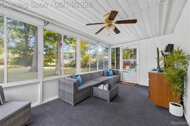 25155 Dallas Court, Grosse Ile, MI 48138