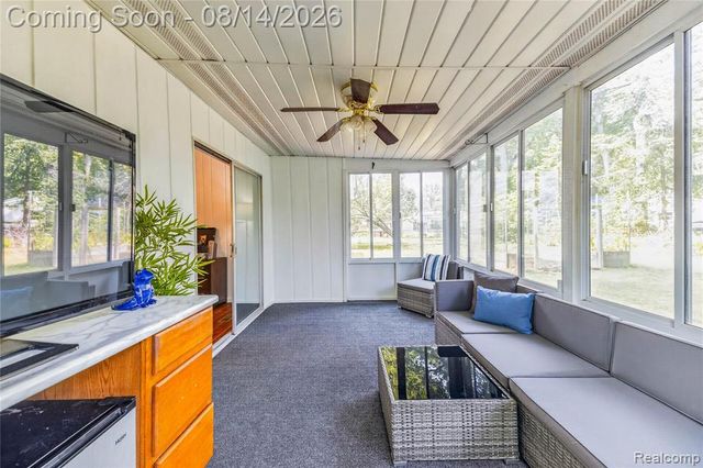 25155 Dallas Court, Grosse Ile, MI 48138