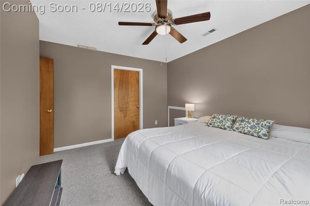 25155 Dallas Court, Grosse Ile, MI 48138
