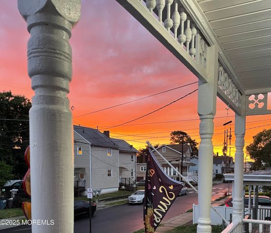 87 Church Street, Keyport, NJ 07735