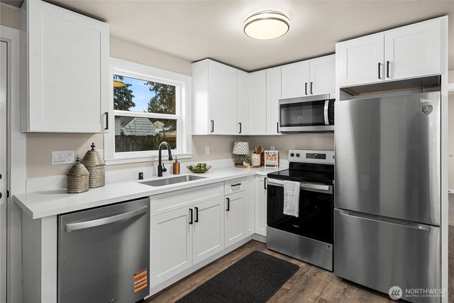 862 116th Street S, Tacoma, WA 98444