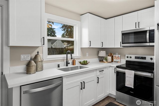 862 116th Street S, Tacoma, WA 98444