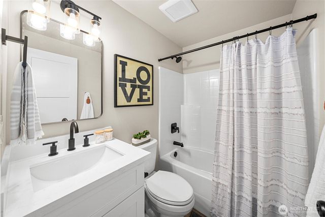 862 116th Street S, Tacoma, WA 98444