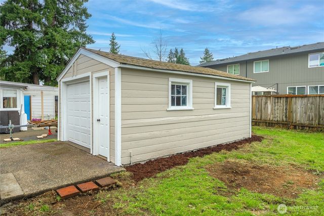 862 116th Street S, Tacoma, WA 98444