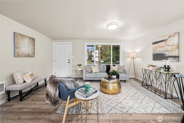 862 116th Street S, Tacoma, WA 98444