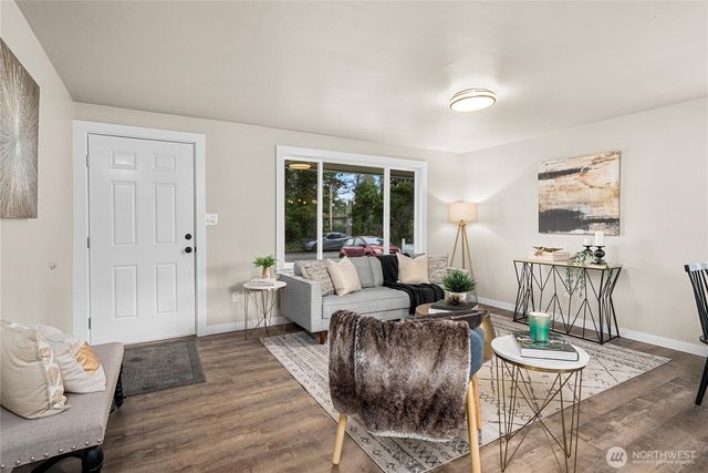 862 116th Street S, Tacoma, WA 98444