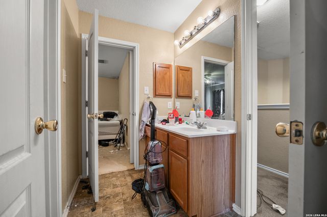 4126 Bear Oak, San Antonio, TX 78223