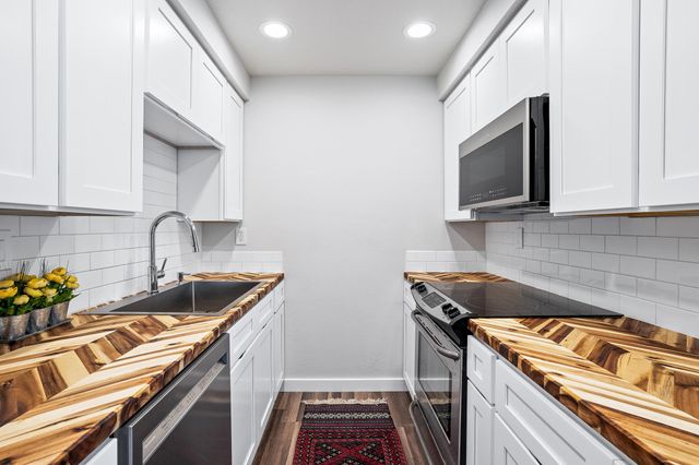 1002 W 7th Ave, Spokane, WA 99204