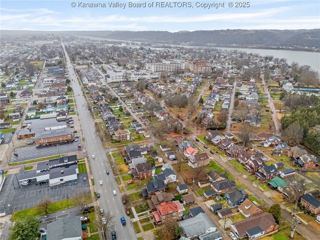 3036 3rd Avenue, Huntington, WV 25701