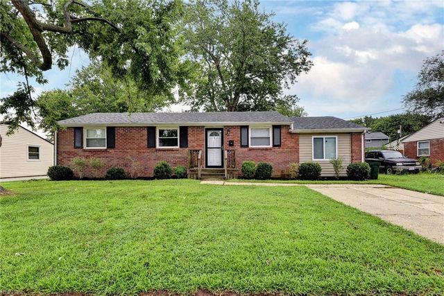 1926 Demetro DR, Hampton, VA 23663