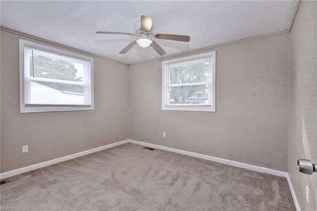 1926 Demetro DR, Hampton, VA 23663