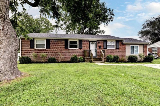 1926 Demetro DR, Hampton, VA 23663