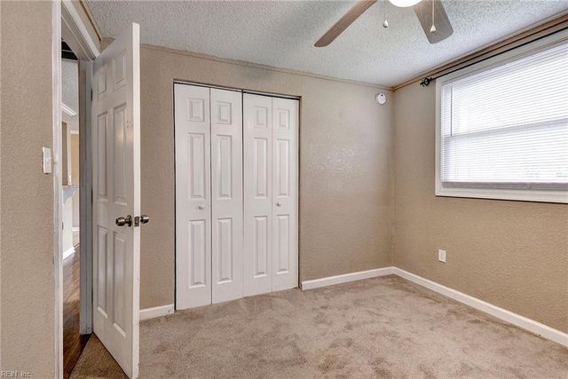 1926 Demetro DR, Hampton, VA 23663