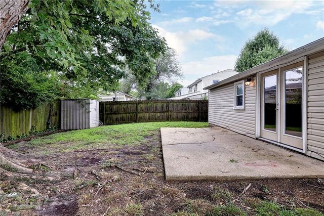 1926 Demetro DR, Hampton, VA 23663