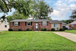 1926 Demetro DR, Hampton, VA 23663