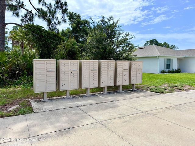 501 Alminar Avenue SE, Palm Bay, FL 32909