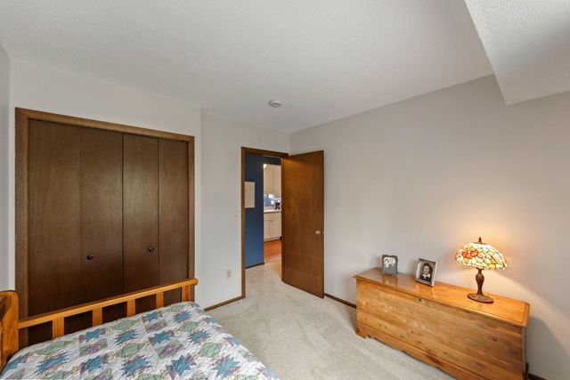 11143 Vessey Circle, Bloomington, MN 55437