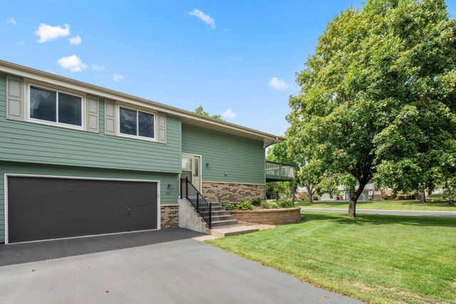 11143 Vessey Circle, Bloomington, MN 55437