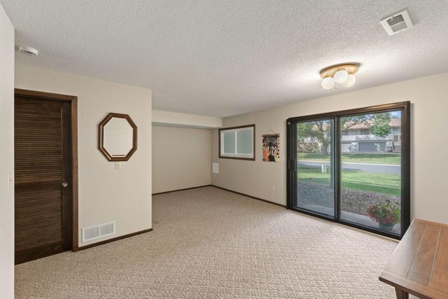 11143 Vessey Circle, Bloomington, MN 55437
