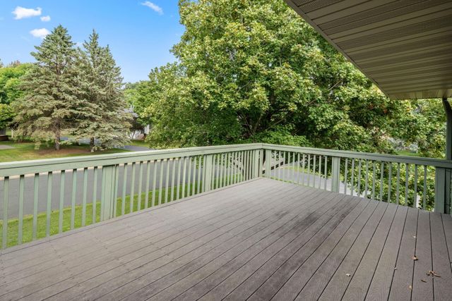 11143 Vessey Circle, Bloomington, MN 55437