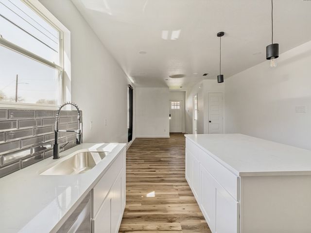 2801 Twyman Avenue, Dallas, TX 75215