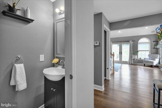 6 LAUREL WOODS DR, Reading, PA 19607