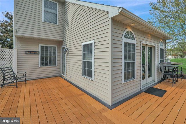 6 LAUREL WOODS DR, Reading, PA 19607