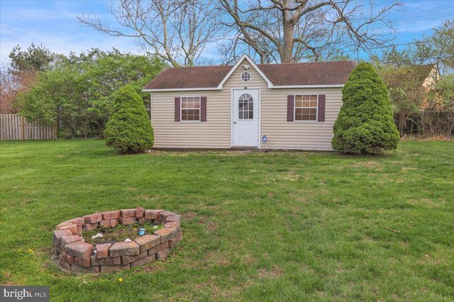 6 LAUREL WOODS DR, Reading, PA 19607