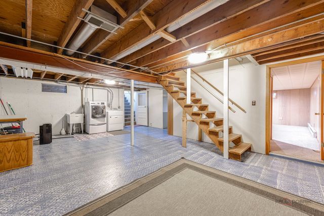 3615 Grandmore Avenue, Gurnee, IL 60031