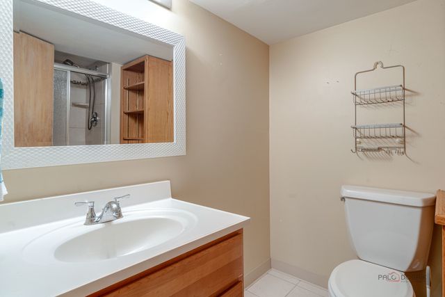 3615 Grandmore Avenue, Gurnee, IL 60031