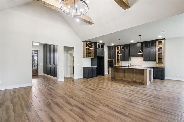 10849 Turkey Trot Trail, Guthrie, OK 73044