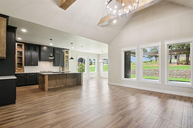 10849 Turkey Trot Trail, Guthrie, OK 73044