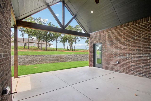 10849 Turkey Trot Trail, Guthrie, OK 73044