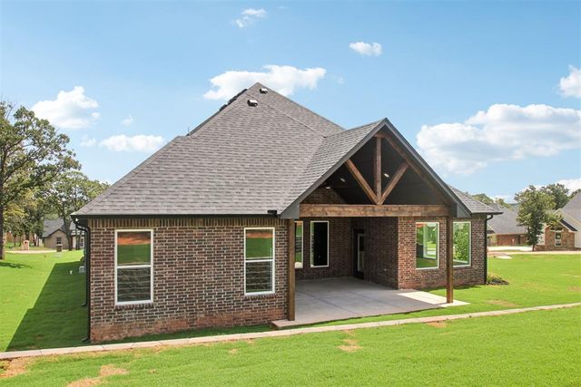 10849 Turkey Trot Trail, Guthrie, OK 73044