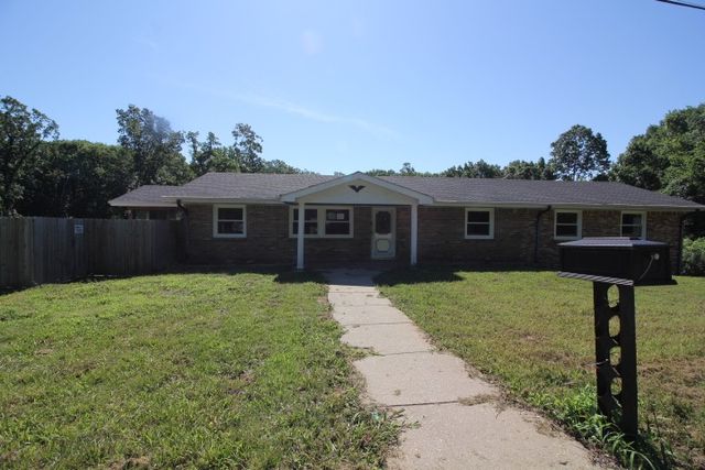 310 Dogwood Dr, Erin, TN 37061