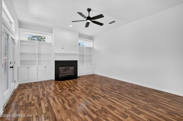 1919 CAPTIVA Drive, Middleburg, FL 32068
