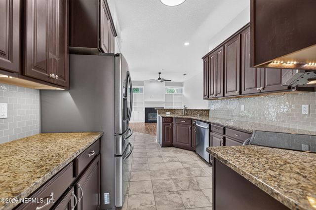1919 CAPTIVA Drive, Middleburg, FL 32068