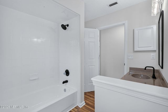 1919 CAPTIVA Drive, Middleburg, FL 32068
