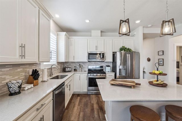 2732 CHERRY BLOSSOM LOOP, St Cloud, FL 34771