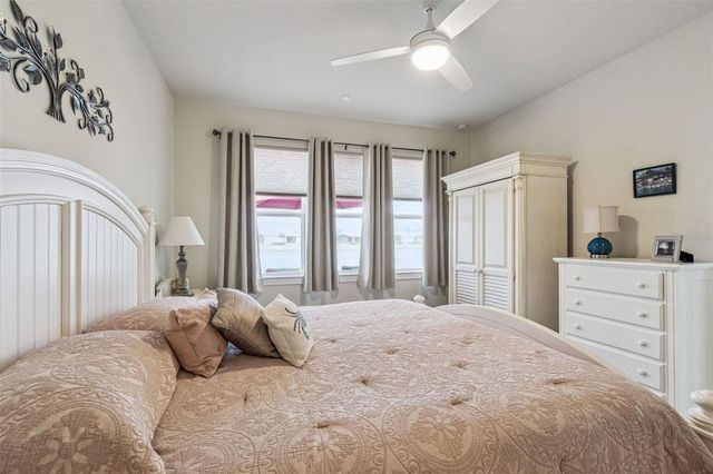 2732 CHERRY BLOSSOM LOOP, St Cloud, FL 34771