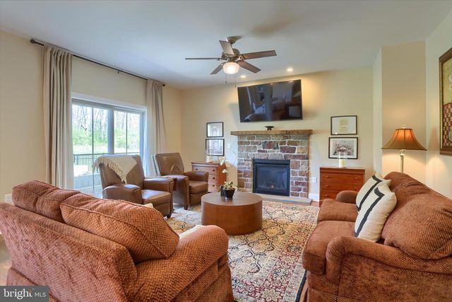 1130 LOTUS PASSAGE, Dauphin, PA 17018
