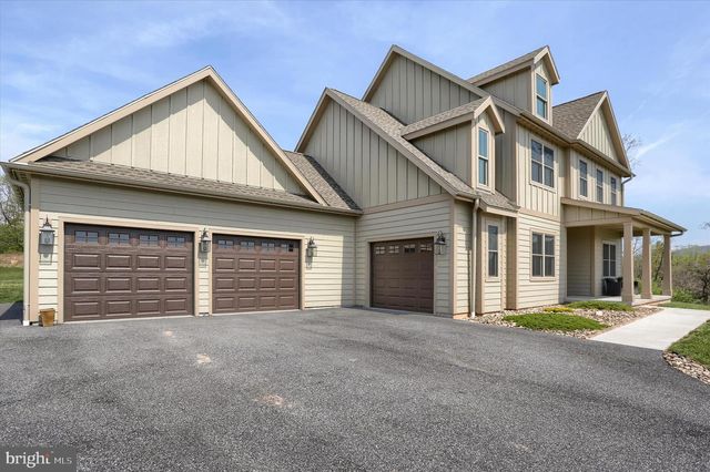 1130 LOTUS PASSAGE, Dauphin, PA 17018