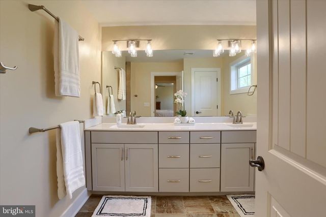 1130 LOTUS PASSAGE, Dauphin, PA 17018