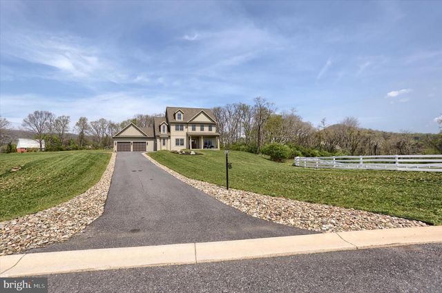 1130 LOTUS PASSAGE, Dauphin, PA 17018