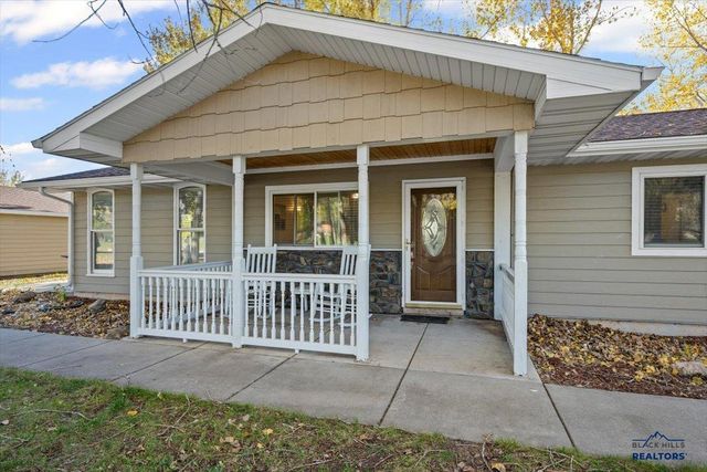 8063 BLUCKSBERG DR, Sturgis, SD 57785