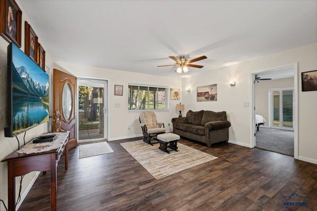 8063 BLUCKSBERG DR, Sturgis, SD 57785